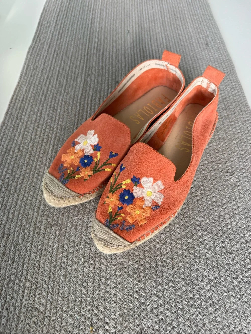 Fabiolas Floral Embroidered Coral Suede Leather Espadrilles Size 38 - Picture 6 of 15